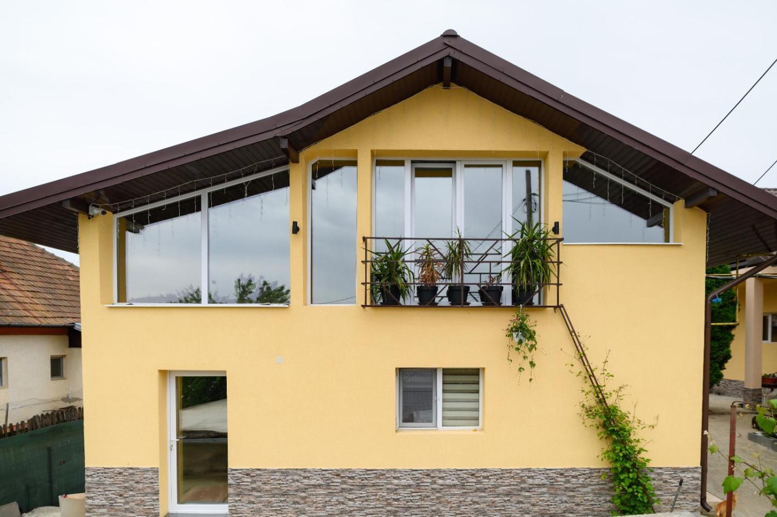 Luxury Attic Villa Curtea de Argeş Exteriör bild